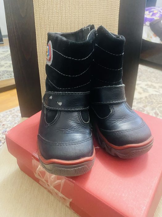 Детские зимние ботинки