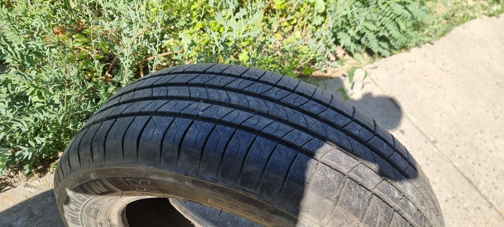 Покрышки MICHELIN P205/65R16