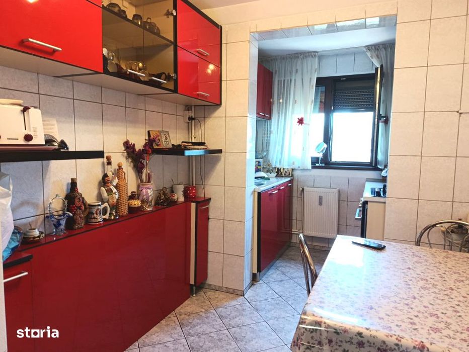 Apartament 2 camere decomandat Piata Minis, zona Titan — fotografia 1