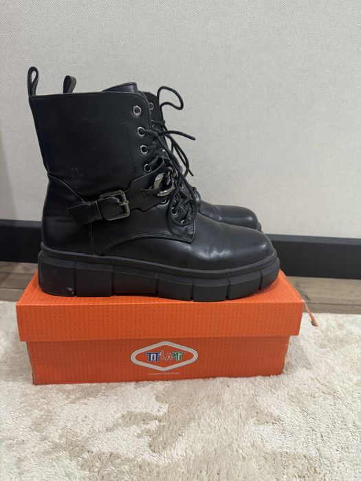 Продам зимние сапоги