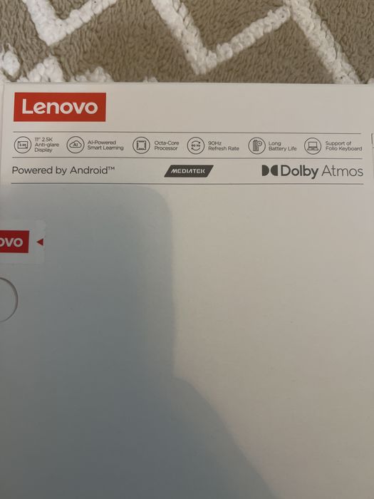 Таблет Леново Idea Tab matte edition с писалка и кейс