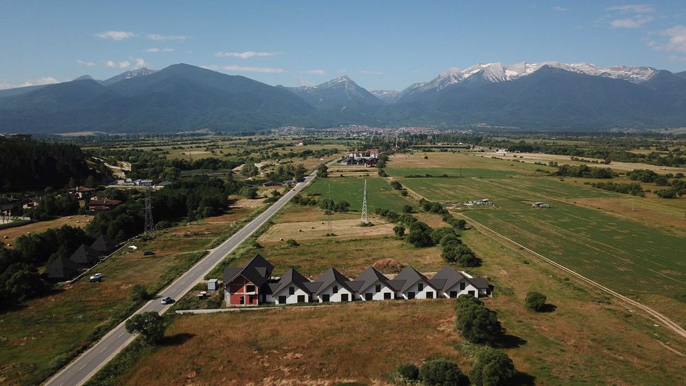 Продава се Къща в с. Баня, Област Благоевград - 860 кв.м за 1745 €/кв.м - Снимка #1