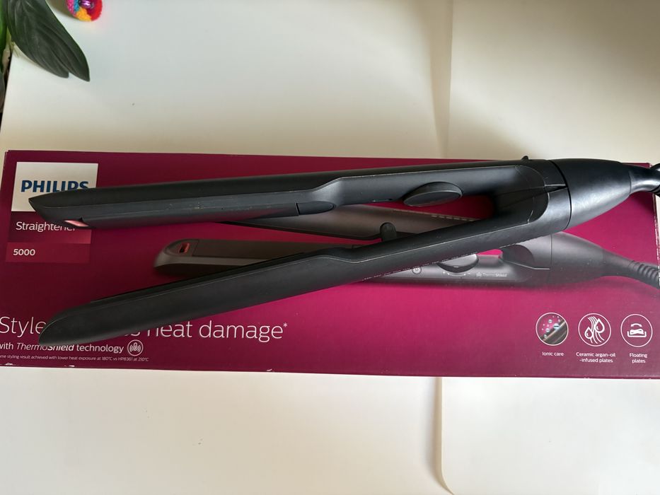 Выпрямитель для волос Philips Straightener 5000 Series