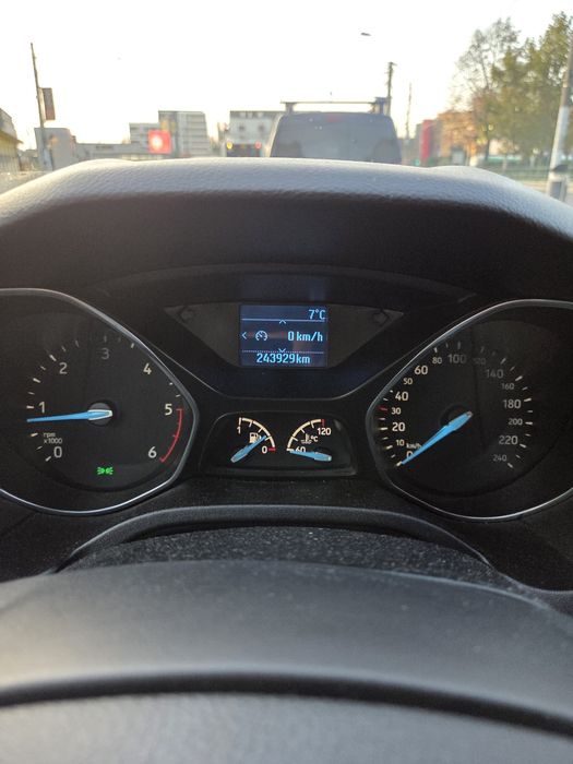 Ford Focus 1.5 TDCI Titanium 120 CP
