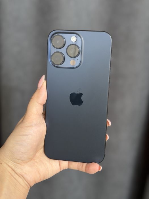 IPhone 15 pro max 256 g