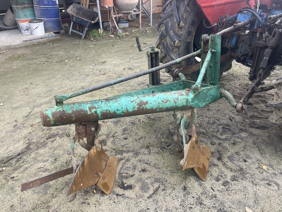 Vand tractor U445 + plug