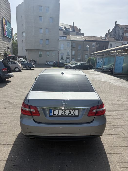 MERCEDES-BENZ E-Class 2012 — imagine 5
