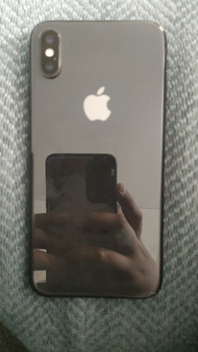 Айфон х істеп тұр