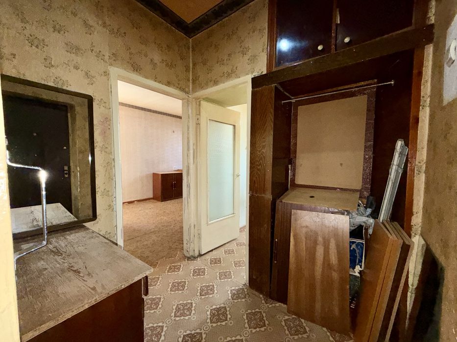 Срочно 1 комнатная Юнусабад 18 Кирпич