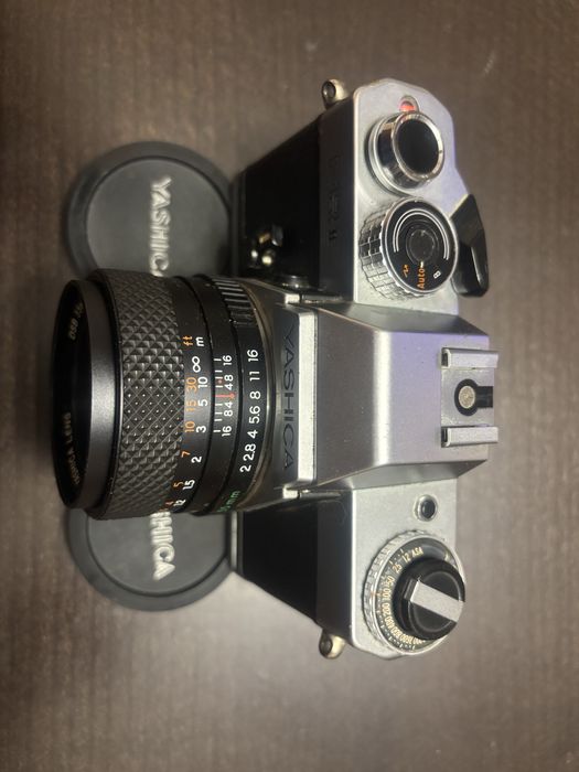 Aparat foto Yashica FR2