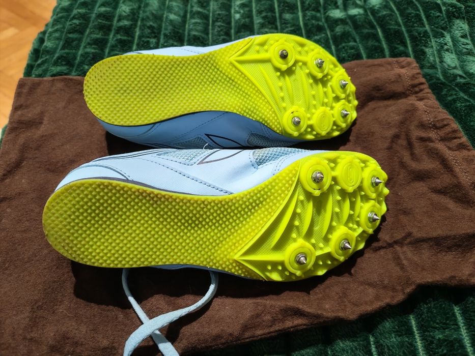 Vând adidas de alergare