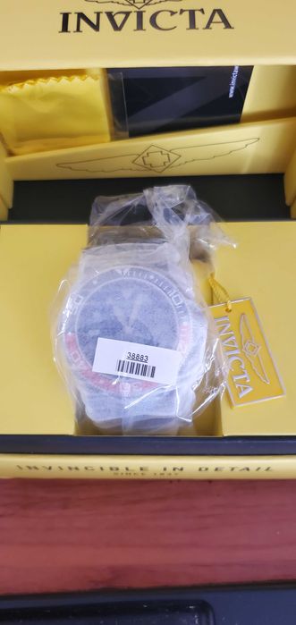 Invicta  Speciality и Pro Driver 4 броя  Чисто нови