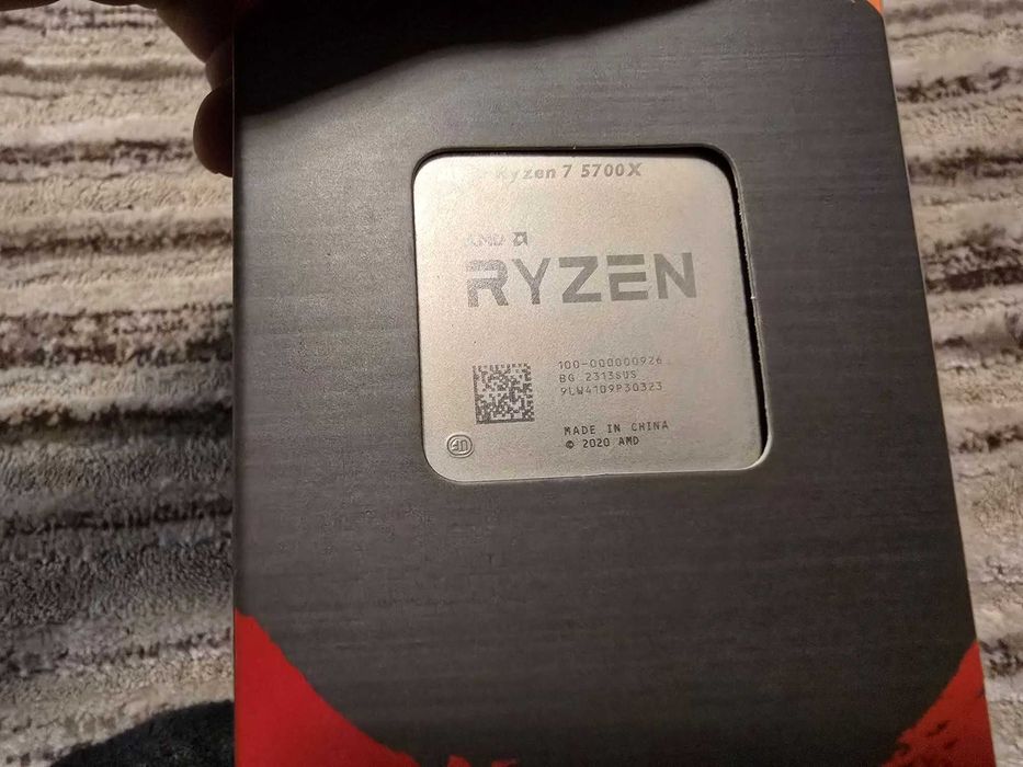 Procesor AMD Ryzen 7 5700X box, cooler Wraith Prism