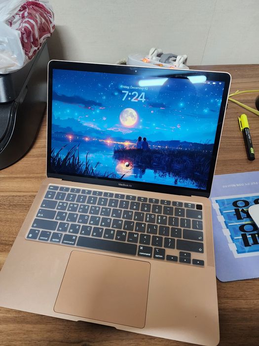 Macbook air m1 2021 yil 512 gb