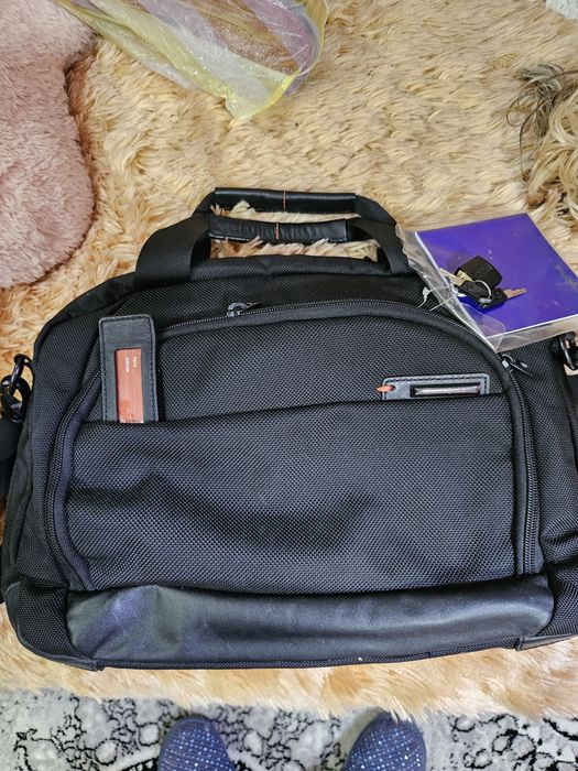 Geanta Samsonite,noua foarte frumoasă