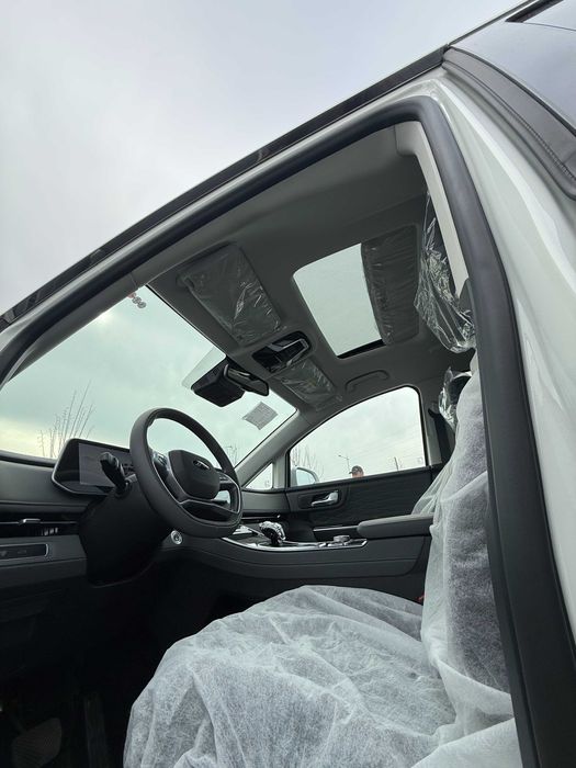 JAC RF8  KIA Carnival o'rniga premium mashina