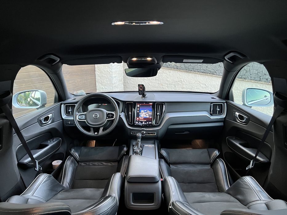 Volvo XC60 2.0 D  Automat  2018 R-DESiGN Euro6. 4x4