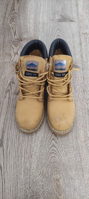 Ботинки демисезонные