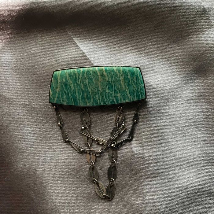 Серебряные брошки старинные