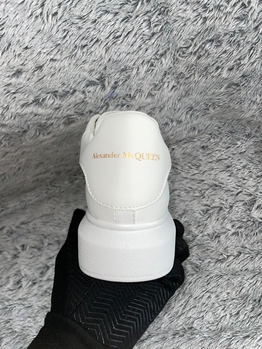 Alexander Mcqueen
