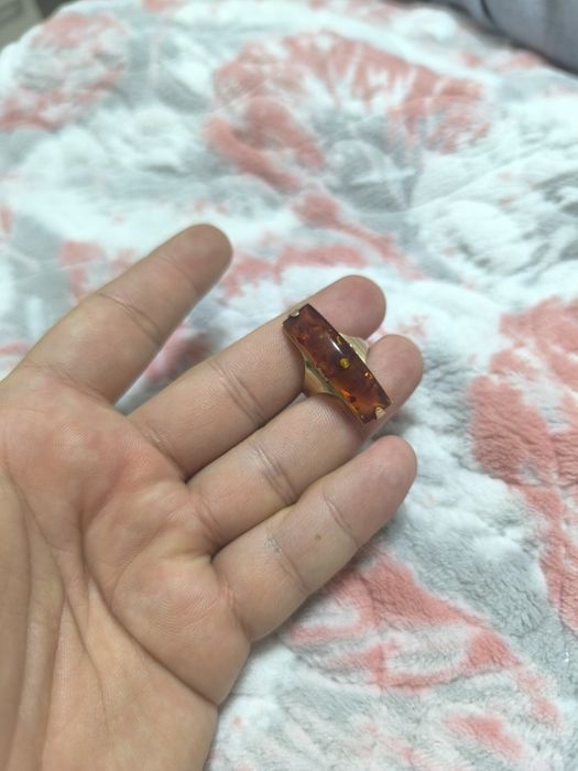 Продаю золотое кольцо