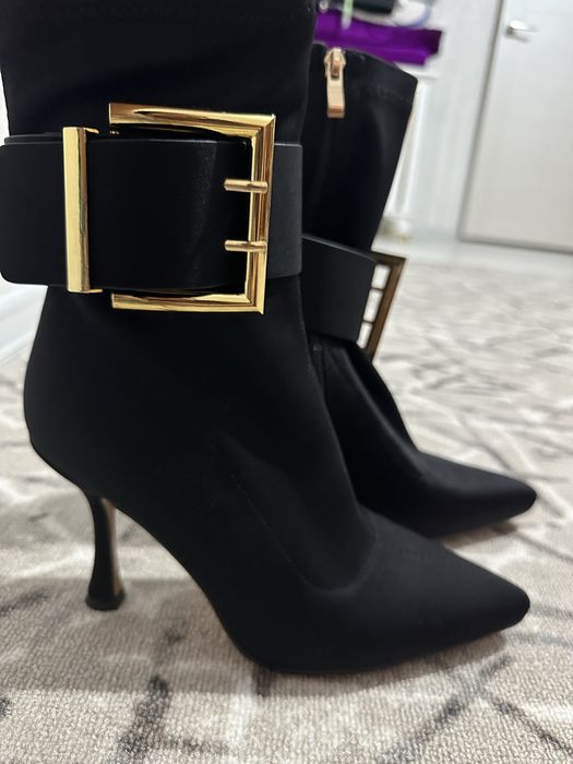 Новый обувь каблук