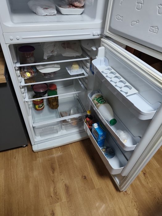 Продам холодильник