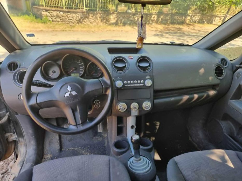 Mitsubishi Colt 1.1 /1.3 На части