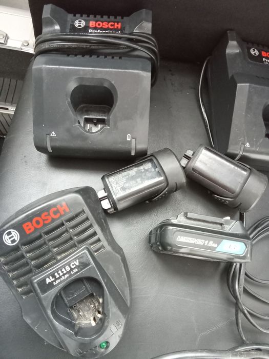 Incarcator Bosch 12 V fast charge 4 A