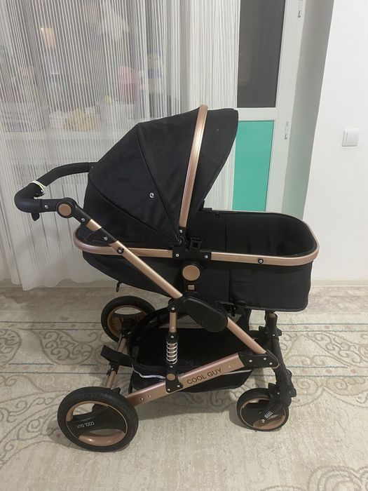 Продам десткую коляску срочно