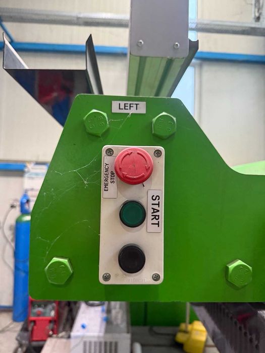 Плазмена машина за рязане на листов материал 2 м – до 6 мм