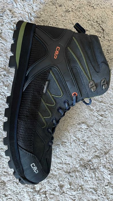 Bocanci CMP Moon Mid Waterproof - piele, impermeabil, talpa Vibram, 44