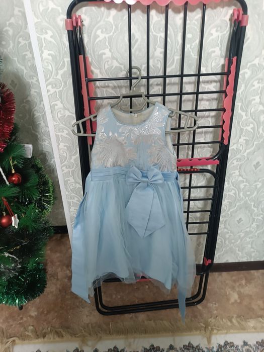 Продам детское платье