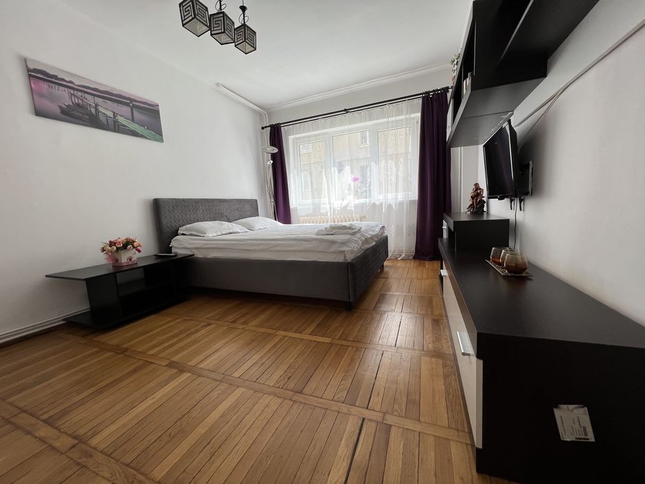 Inchiriez apartament cu o camera in regim hotelier