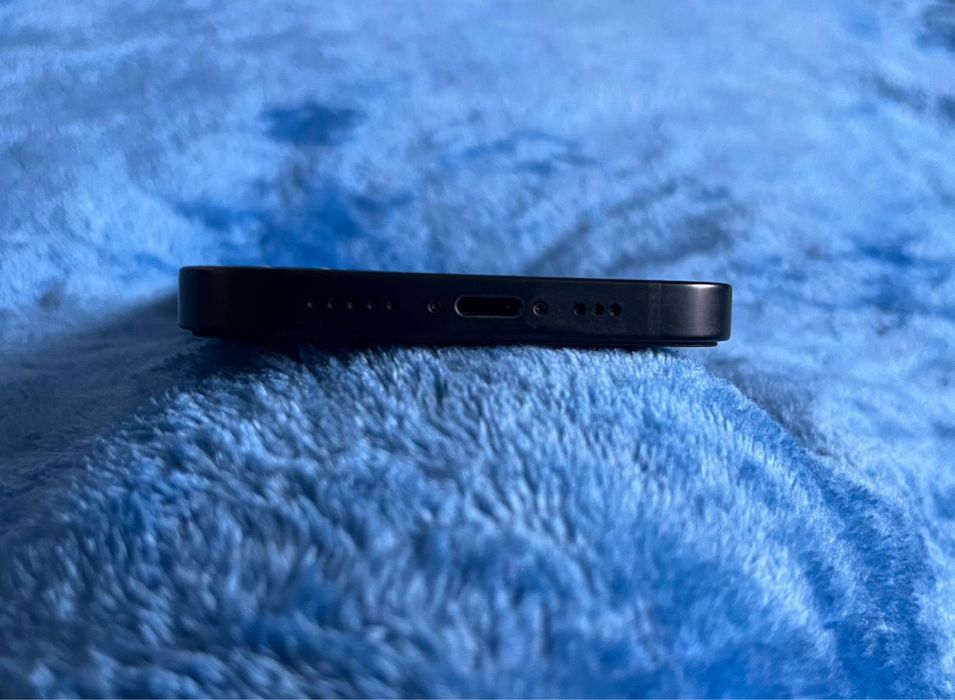 Продам iphone 13