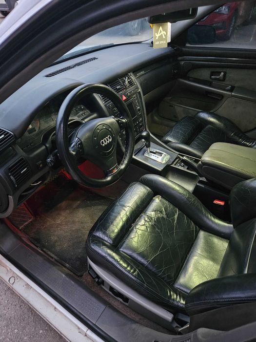Audi S8 d2 на части или цял за части