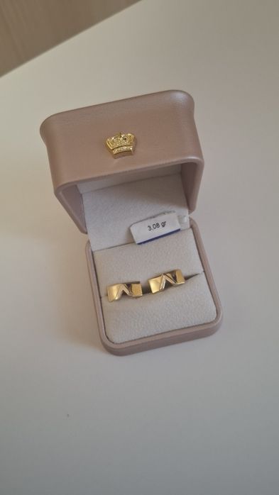 Продам золотые серьги Итальянские