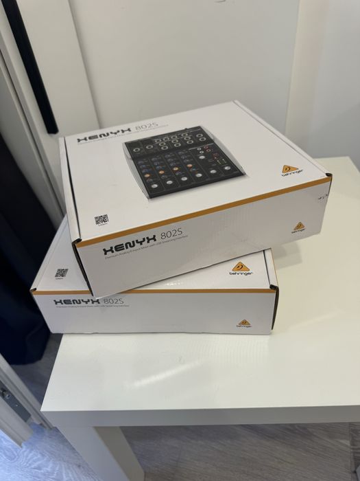 Mixer behringer xenyx 802 s
