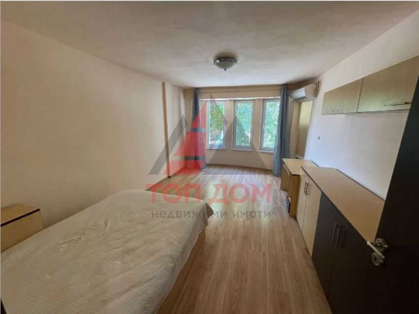 Дава се под наем Двустаен апартамент в Варна, Окръжна болница - 65 кв.м за 612 € - Снимка #2