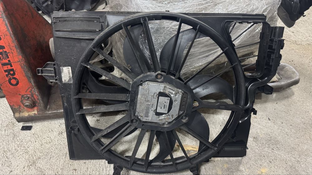 Охладителна перка  БМВ е60 е61 е63