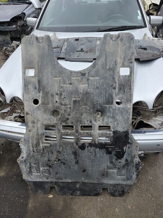 Кора под двигател ситроен Ц4 Citroen C4