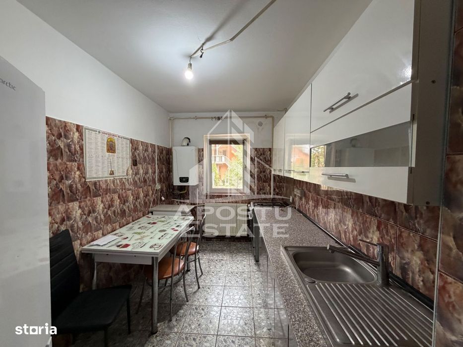 Apartament 3 camere decomandat et.P acces din strada Lipovei Timișoara