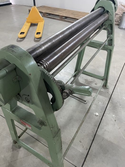 Masina de roluit tabla.