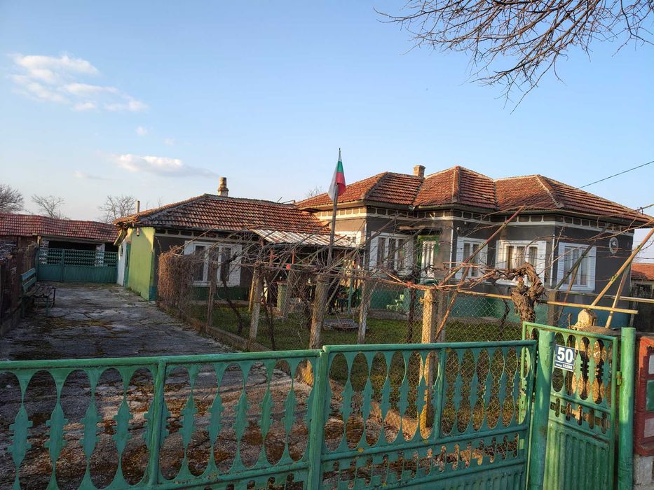 Продава се Къща в с. Срацимир, Област Силистра - 60 кв.м за 196 €/кв.м - Снимка #2