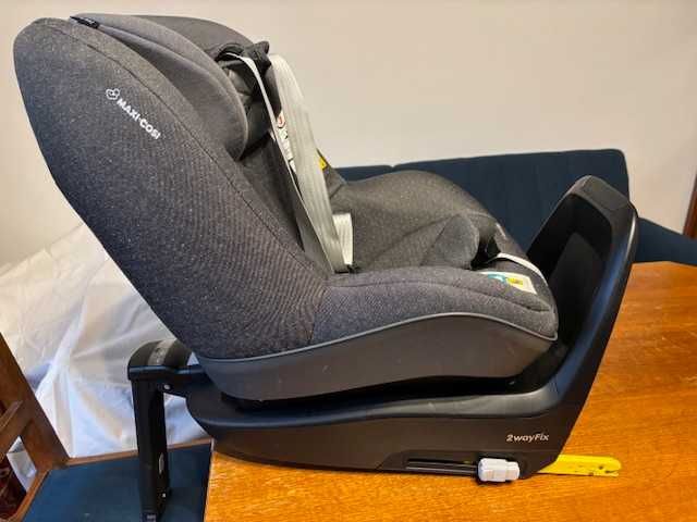 Scaun auto copil ISOFIX i-Size (0–4 ani) Maxi-Cosi – reversibil