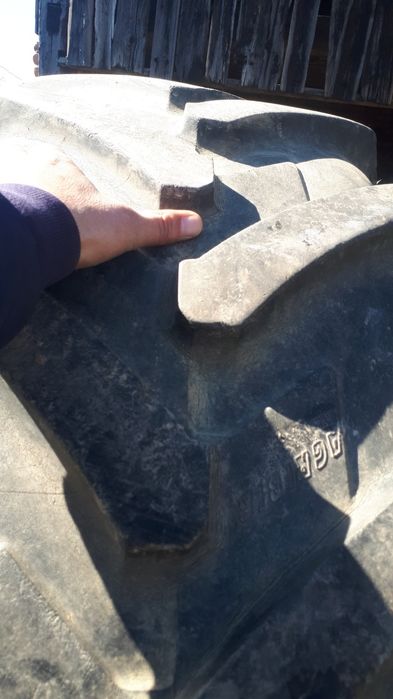 Cauciuc tractor 18,4R34 Michelin radial