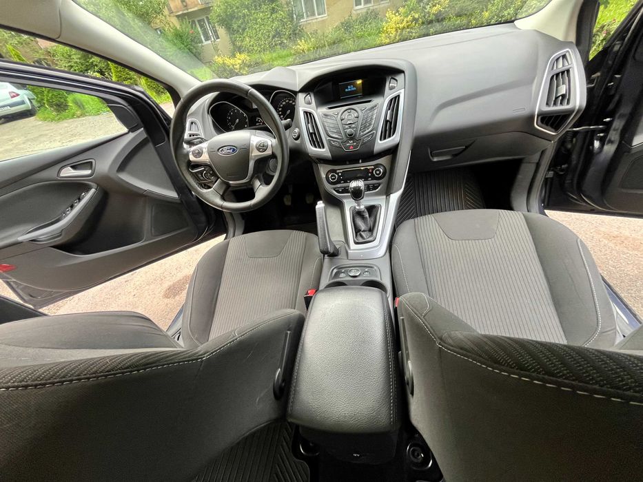 Ford Focus sedan 1.0 ecoboost