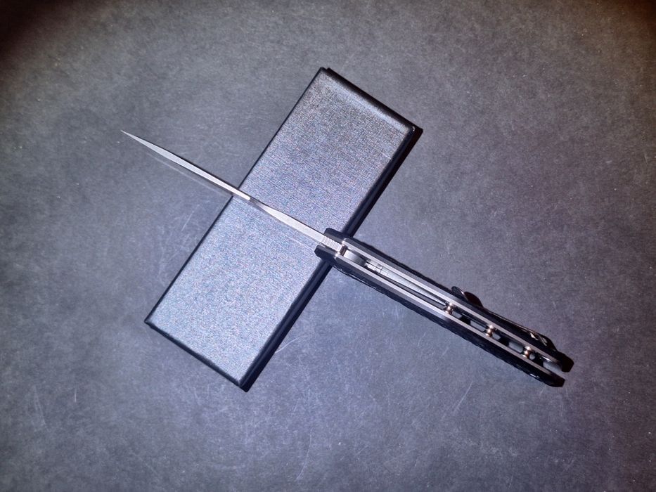 Сгъваем нож-стомана D2