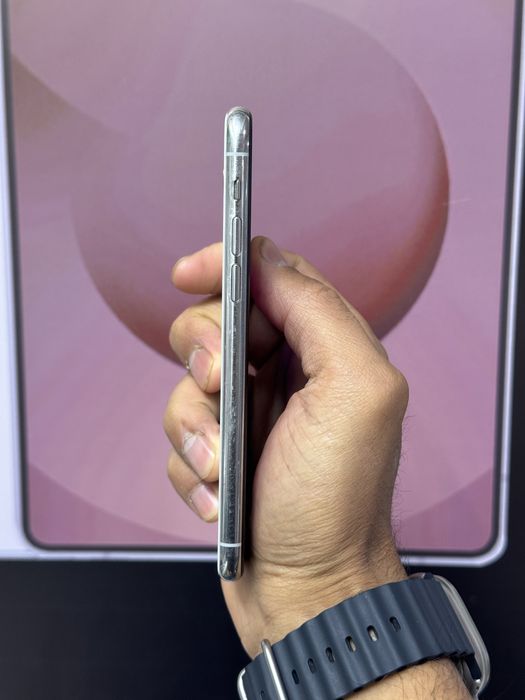  iPhone 11pro 64gb lz/a silver в идеале без реморта