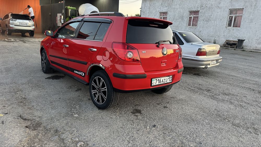 Жели мк кросс  geely mk cross